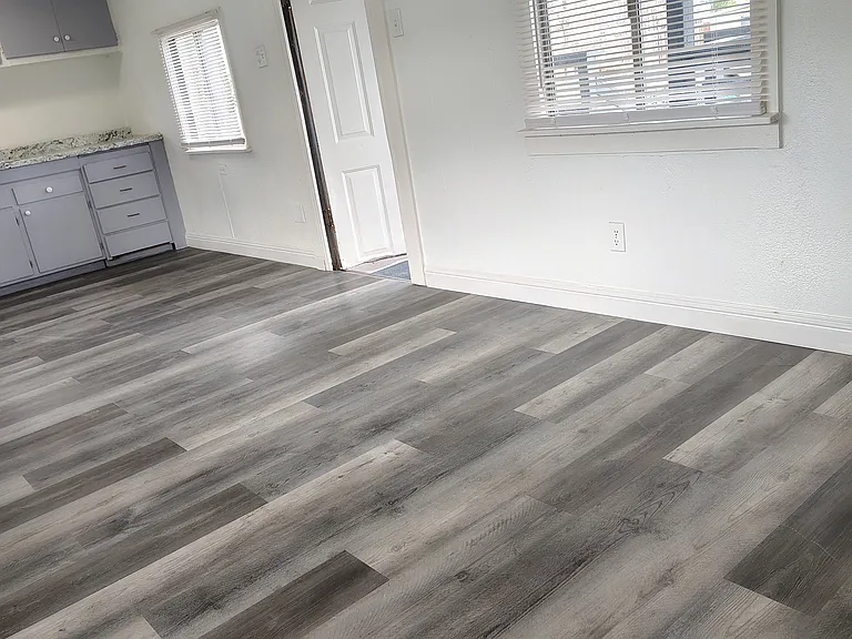 14179 Pearl St — Photo 5