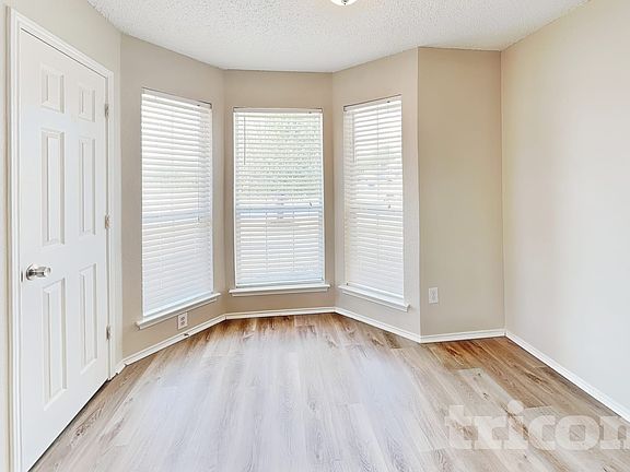 5th image of 2745 Castro Ln