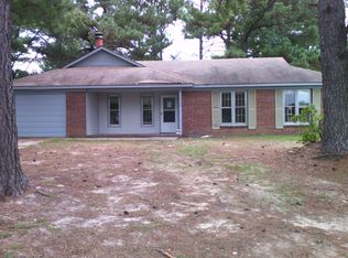 1936 Nordic Dr, Fayetteville, NC 28304