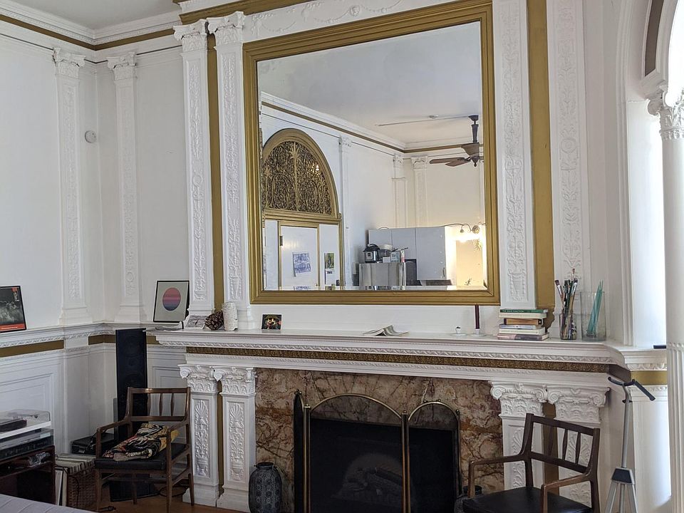 1st image of 161 Washington St APT 1