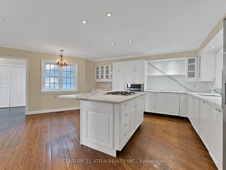 5 Hill Cres — Photo 11