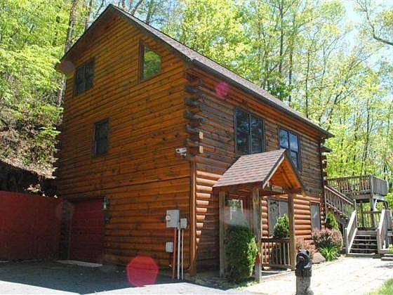 1st image of 456 Creekside Dr