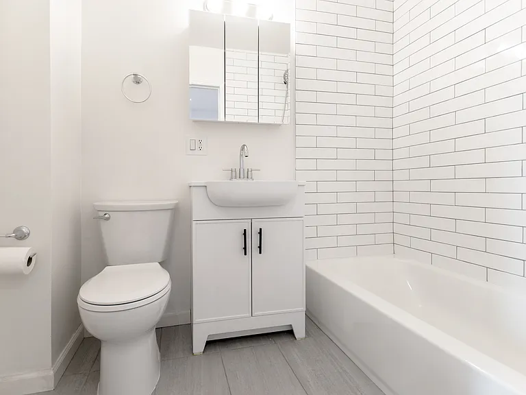 193A 29th St #3 — Photo 8