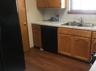 902 N Frankfort Ave, Russellville, AR 72801