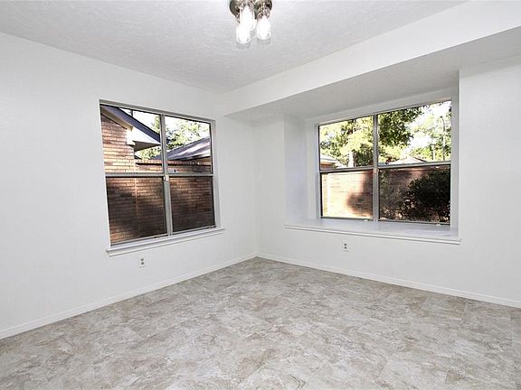 5th image of 3330 Beech Point Dr