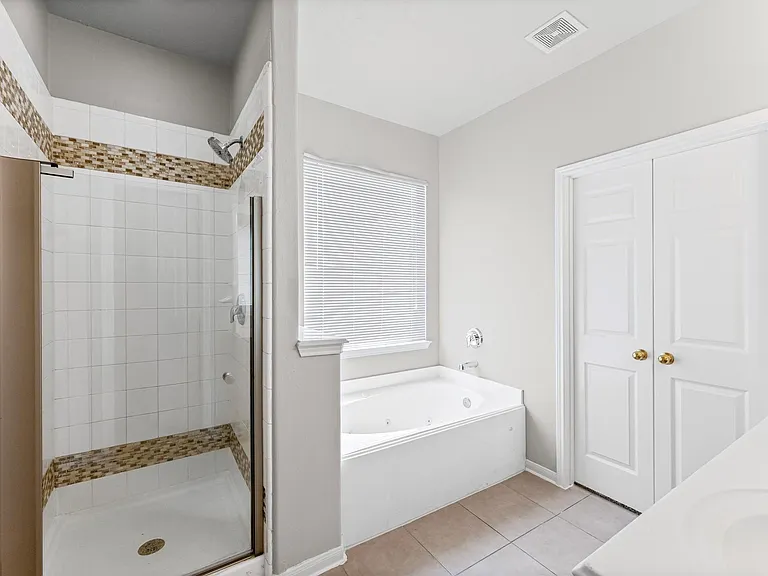 19627 Brisbane Meadows Ct — Photo 13