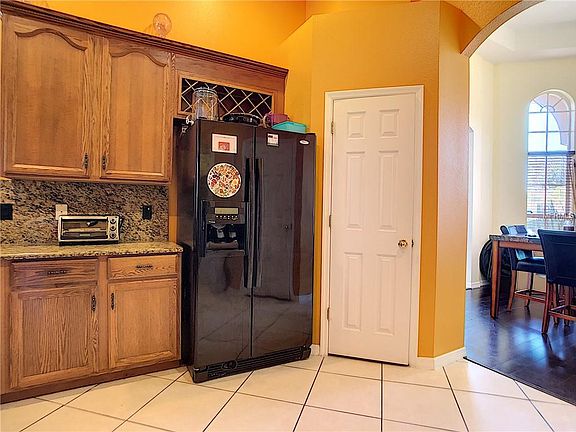 4th image of 1638 Whitefriar Dr