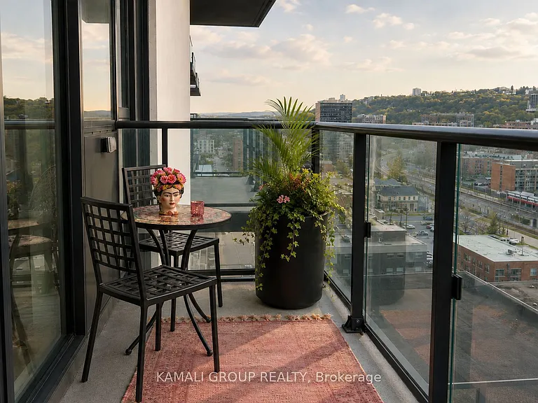 75 James St S #2412 — Photo 4