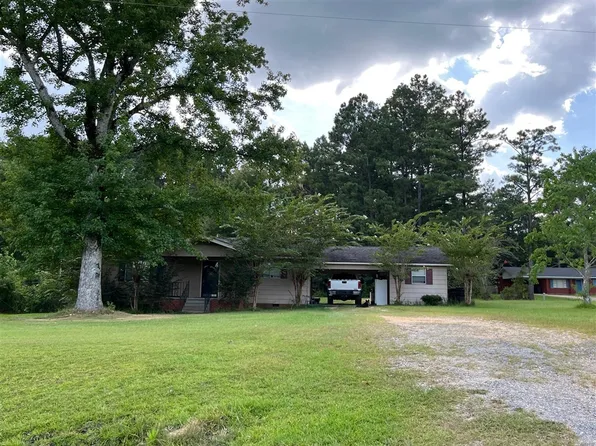 711 County Road 17, Bay Springs, MS 39422