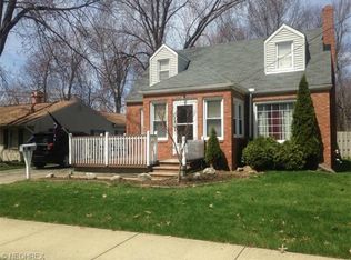 33921 Roberts Rd, Eastlake, OH 44095