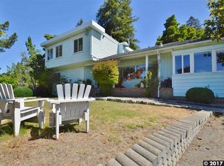 2030 Magellan Dr, Oakland, CA 94611