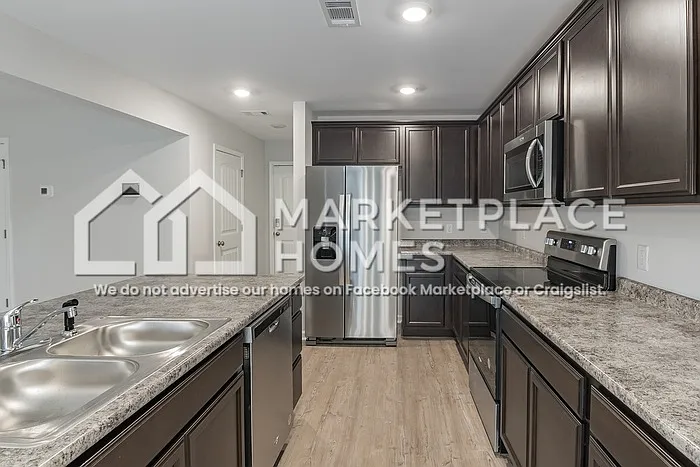 98 Dunnoman Dr — Photo 7