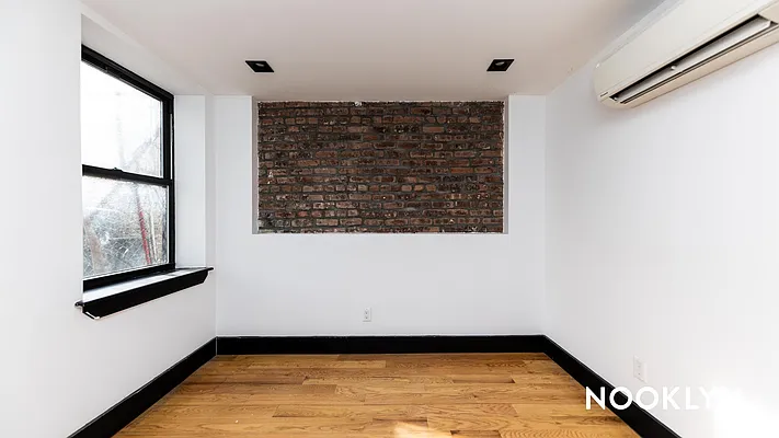 Rented by Nooklyn NYC LLC | media 22