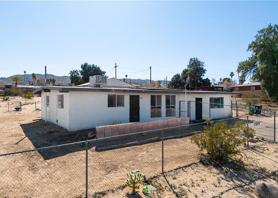 1st image of 73079 Siesta Dr