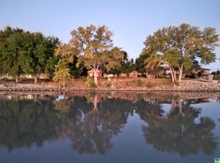 177 Stoney Point Dr, Storm Lake, IA 50588