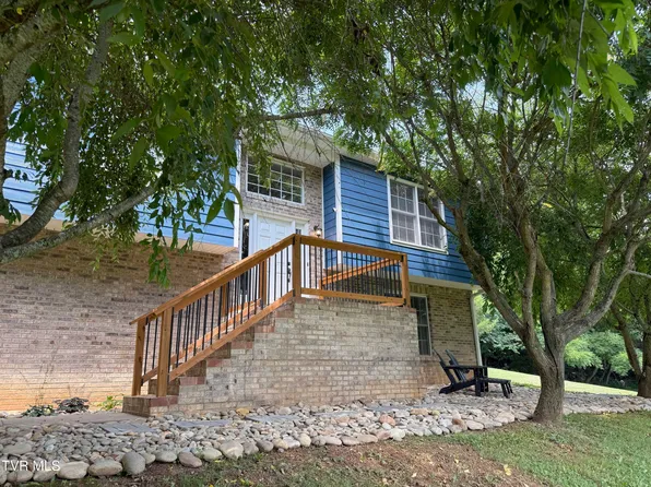 2937 Forest View Rd, Kingsport, TN 37660