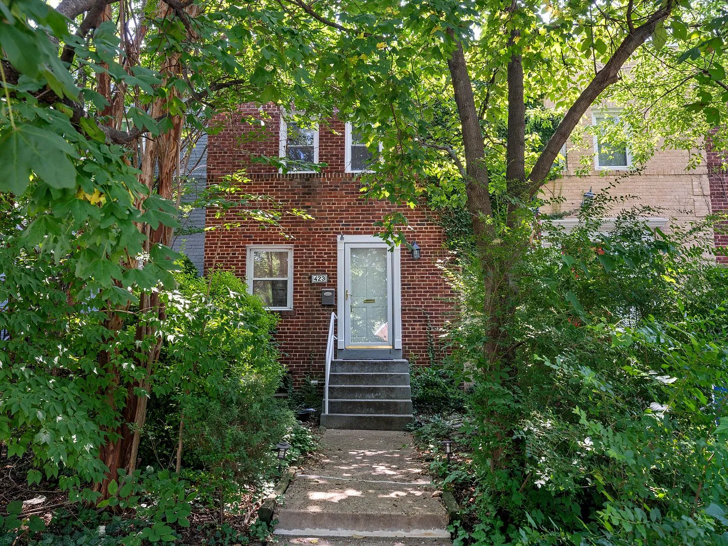 423 Mount Vernon Ave photo 1