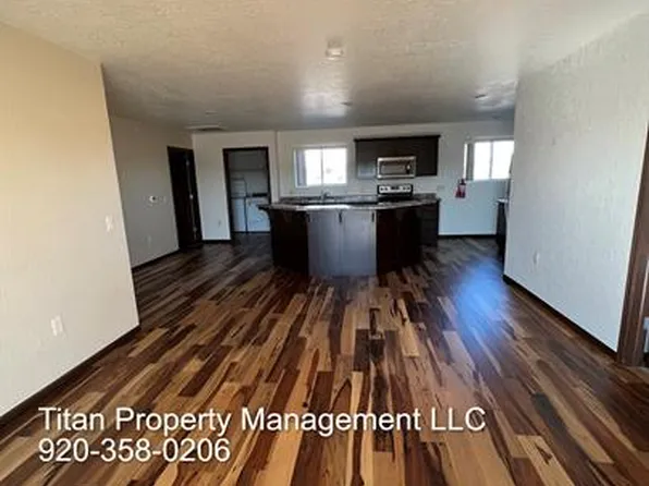 3425 Logan Dr #2, Oshkosh, WI 54901