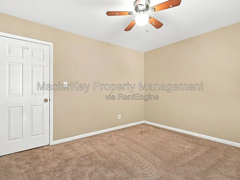 217 Riverwalk Cir — Photo 18