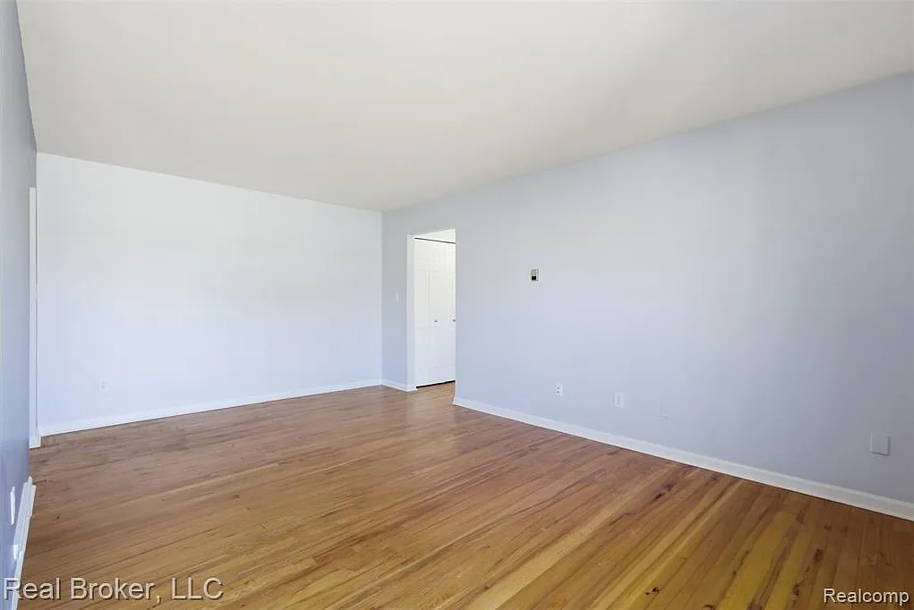 1 bed, 1.0 bath, 600 sqft, $1,200 — Photo 4