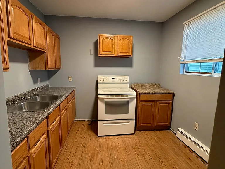 71 Williams St #B — Photo 5