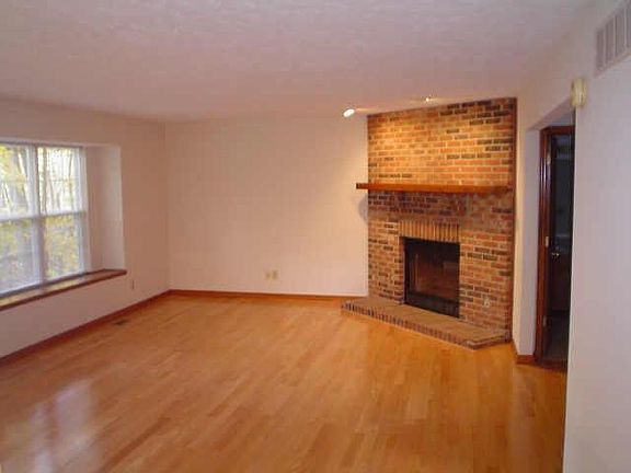 3rd image of 11017 Geist Woods Cir