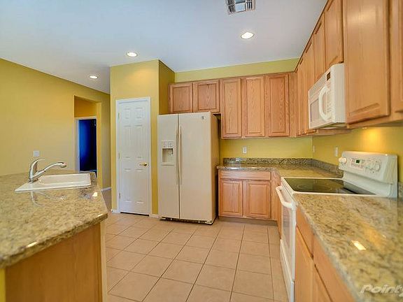 Upgraded Maple Cabinets