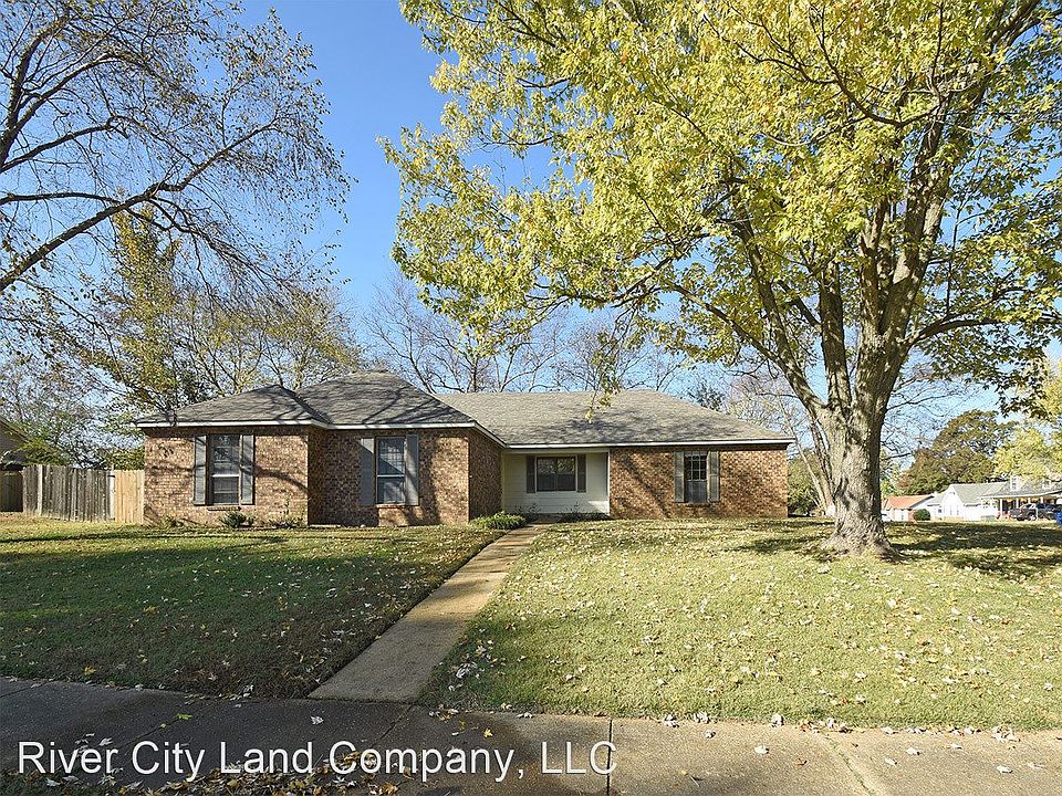 1st image of 4985 Hickory Bark Dr