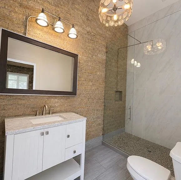 17 W Lawrence St #2D — Photo 9