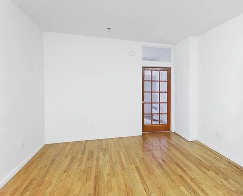 Rented by Copperwood Real Estate | media 18