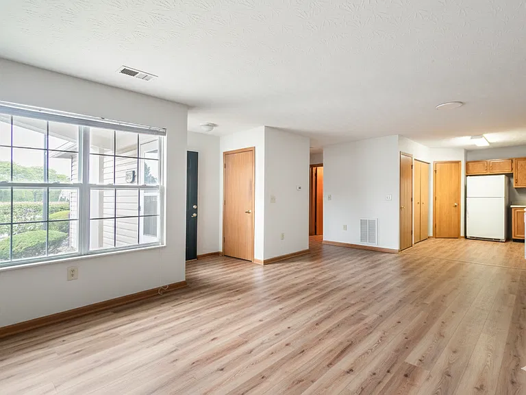 Creekside Villas 55+ Affordable Community — Photo 3