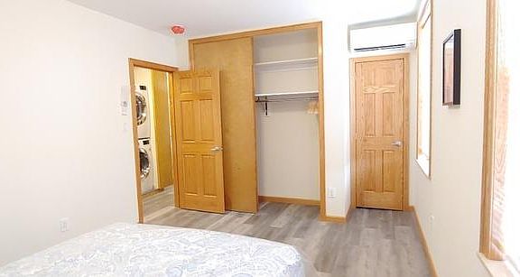 5th image of 2140 E 16th St #2