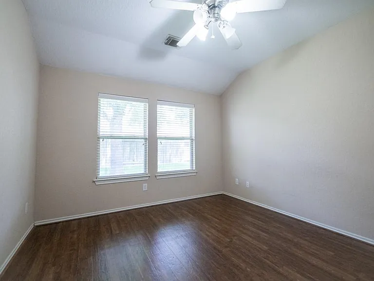 11219 Overland Trail Dr — Photo 21