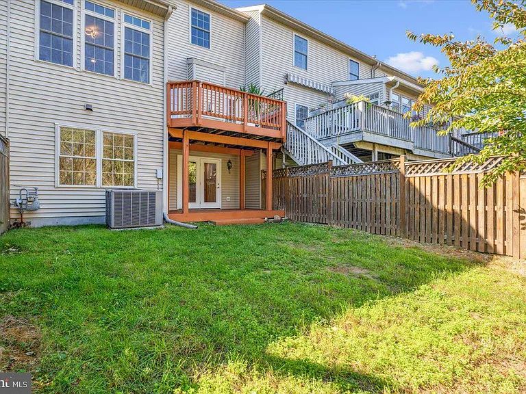 2442 Rippling Brook Rd — Photo 39