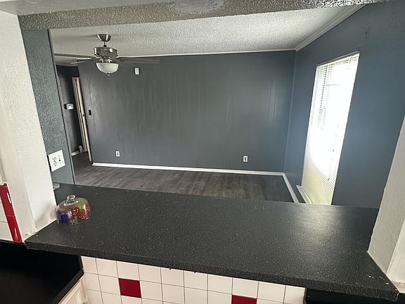 2nd image of 6032 Westridge Ln APT 201