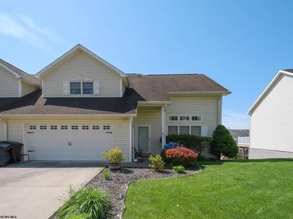 27 Pleasant Ridge Ln, Morgantown, WV 26508