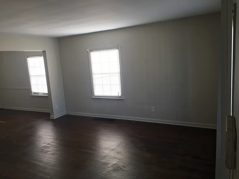 368 Roosevelt Ave #6-7 — Photo 11