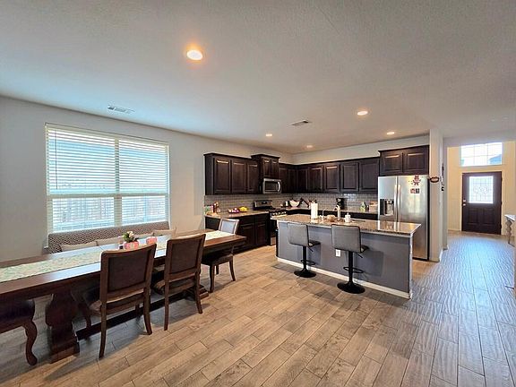 5th image of 1401 Laguna Meadows Trl