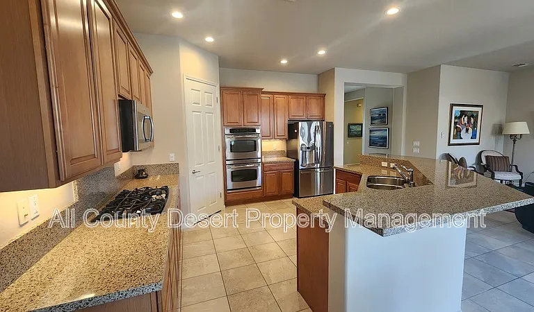 81566 Avenida Sombra — Photo 7