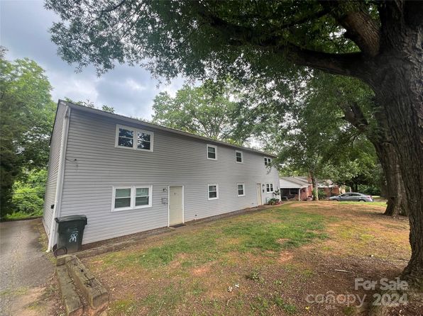 381 20th Ave NE, Hickory, NC 28601