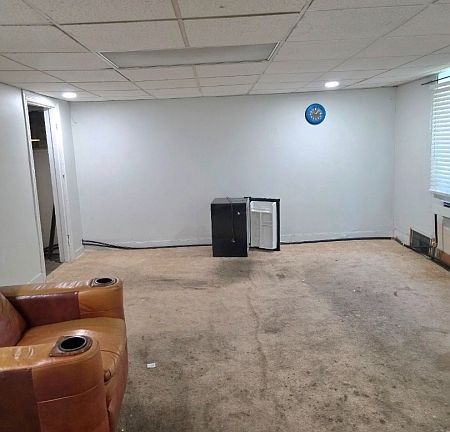 3rd image of 406 N Clinton Ave #406