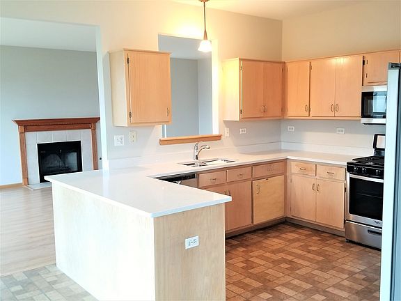 4th image of 2104 Primrose Dr