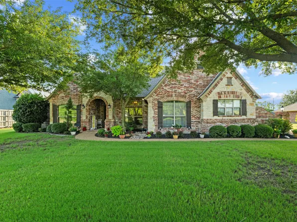 149 Royal Park Ln, Waxahachie, TX 75165