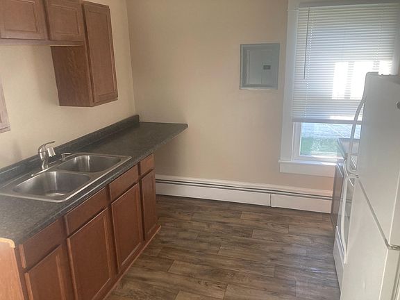 4th image of 1441 Orange St