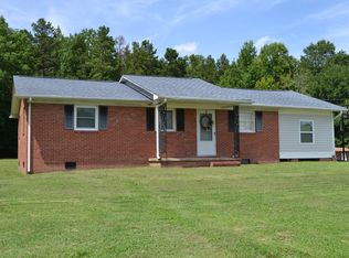 4950 Fairview Ct, Trinity, NC 27370