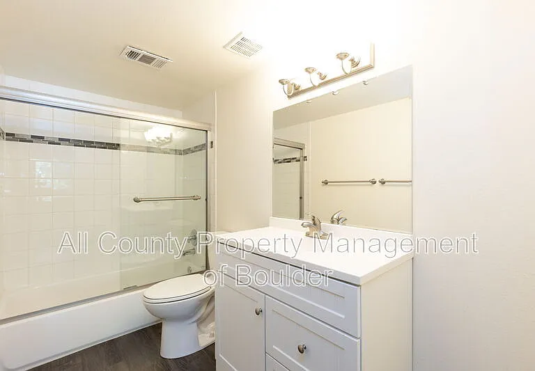 600 Manhattan Dr #5B — Photo 17