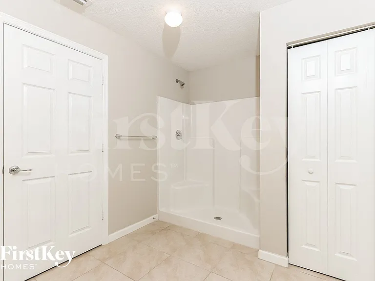 1371 SW Sudder Ave — Photo 12