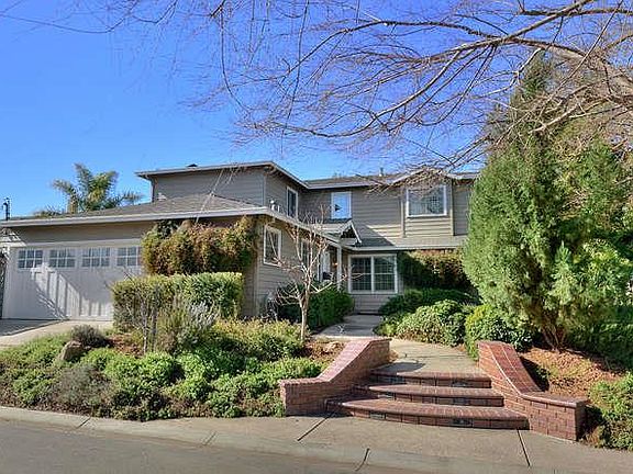 4th image of 16110 Jacaranda Way