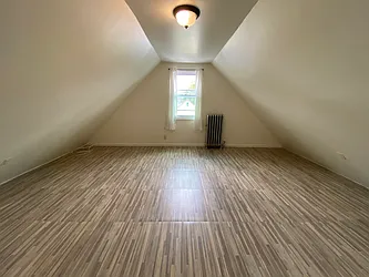 Rented by Sterea Agency