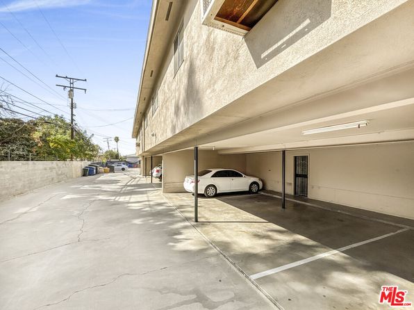 riverside-california-89134841 picture